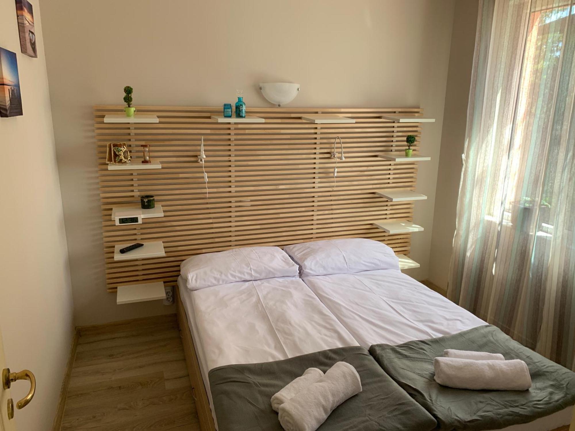 Sunray Guest House, Private Rooms & Apartment With Lovely Sea View 瓦爾納 外观 照片
